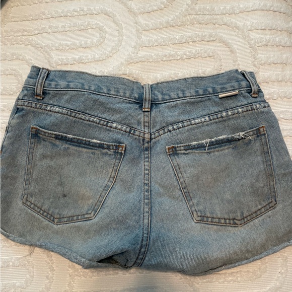 Billabong jean shorts size 26 - Picture 2 of 2